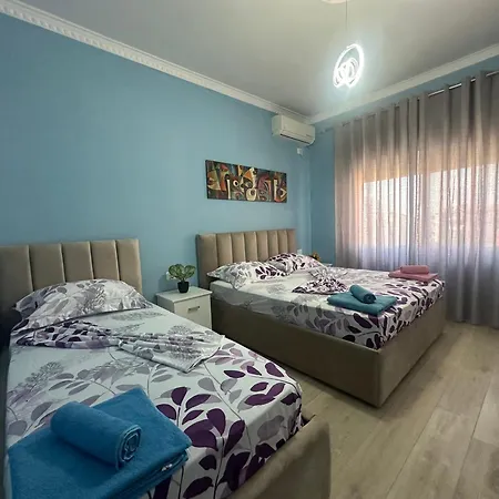 Rebi 4 * Durrës
